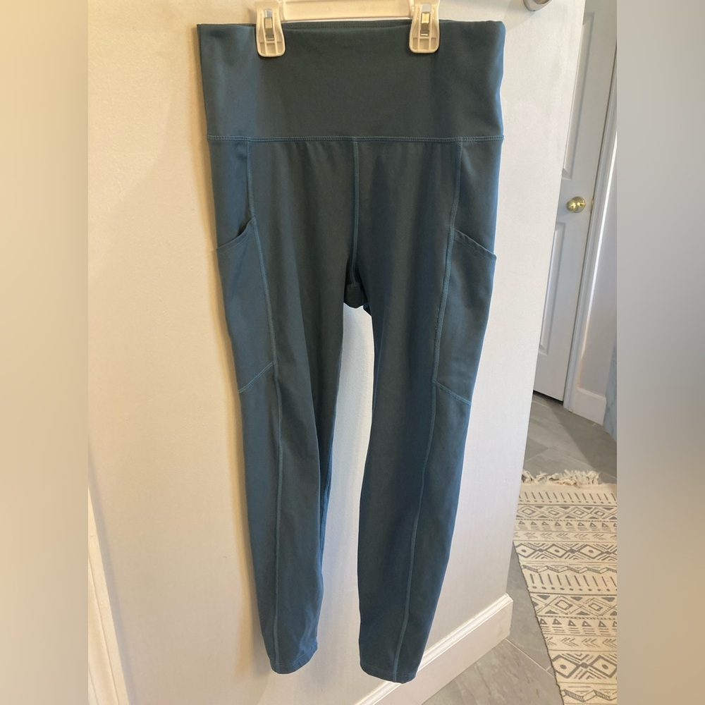 AMERICAN EAGLE The Everything Pocket Legging Large NWOT Blue Ankle length
